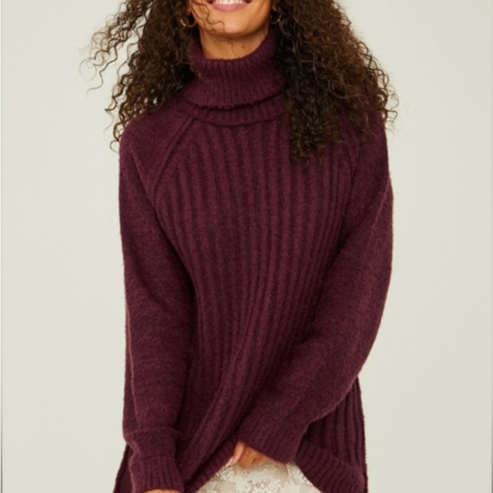 New Altard State Cozy turtleneck tunic sweater
small